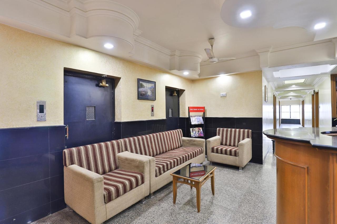 Oyo 17117 Hotel Rainbow 바도다라 외부 사진