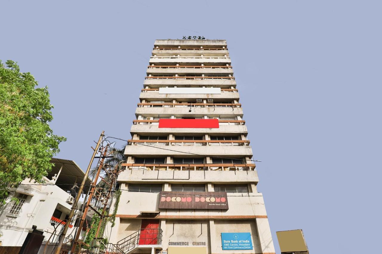 Oyo 17117 Hotel Rainbow 바도다라 외부 사진