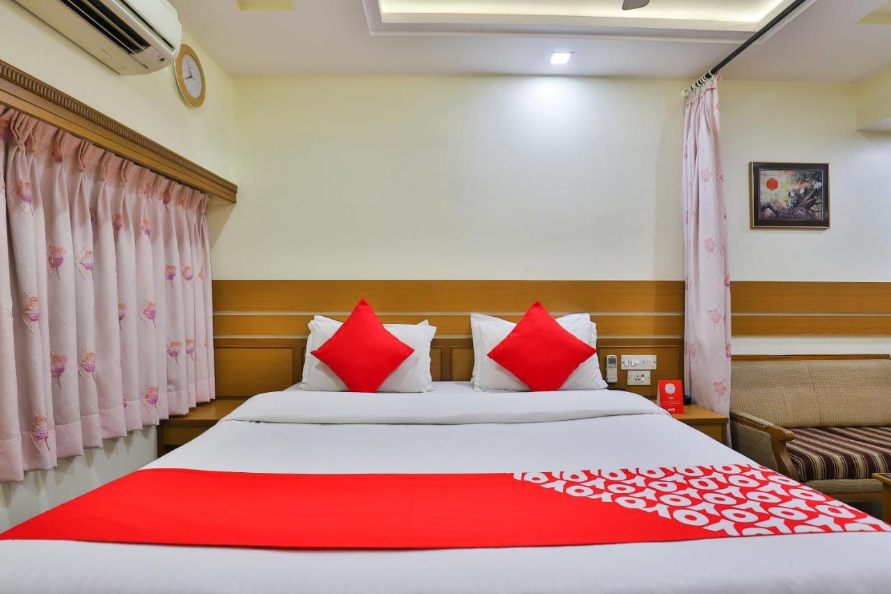 Oyo 17117 Hotel Rainbow 바도다라 외부 사진